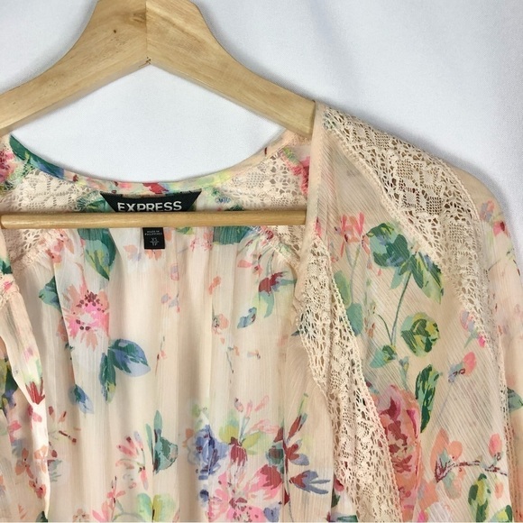 Express Cream & Pink Floral Short Sleeve Kimono XS - Picture 3 of 3
